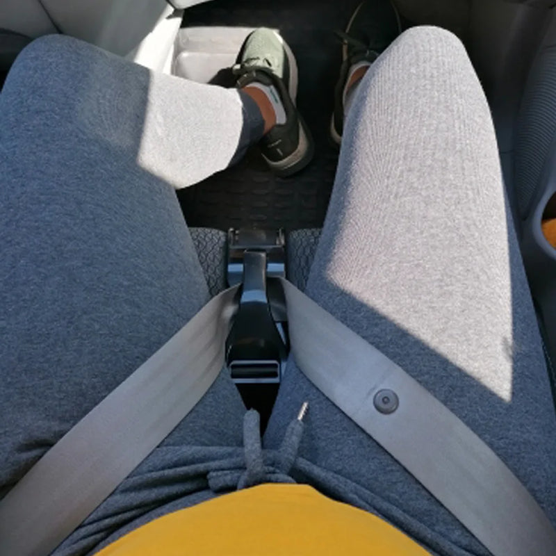 Cinto Ajustador para Gestantes Sindax – Conforto que Abraça a Barriga & Segurança no Trajeto