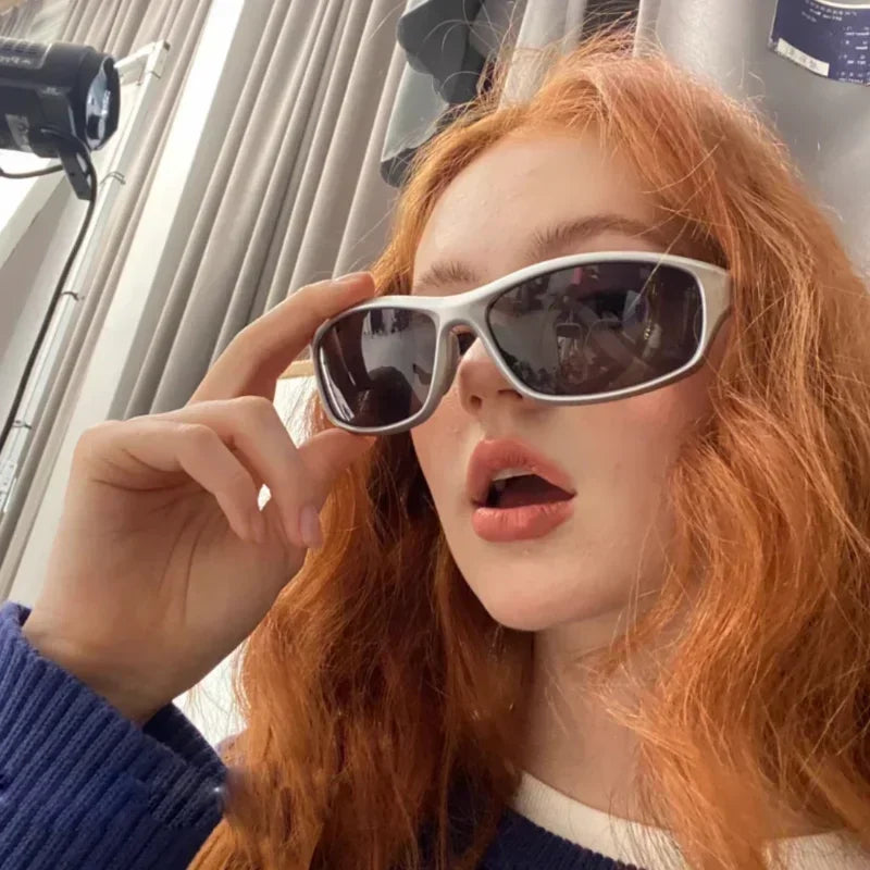 Óculos de Sol Y2K Punk Goggle Feminino – UV400, Lente PC, Estilo Retangular Envolvente