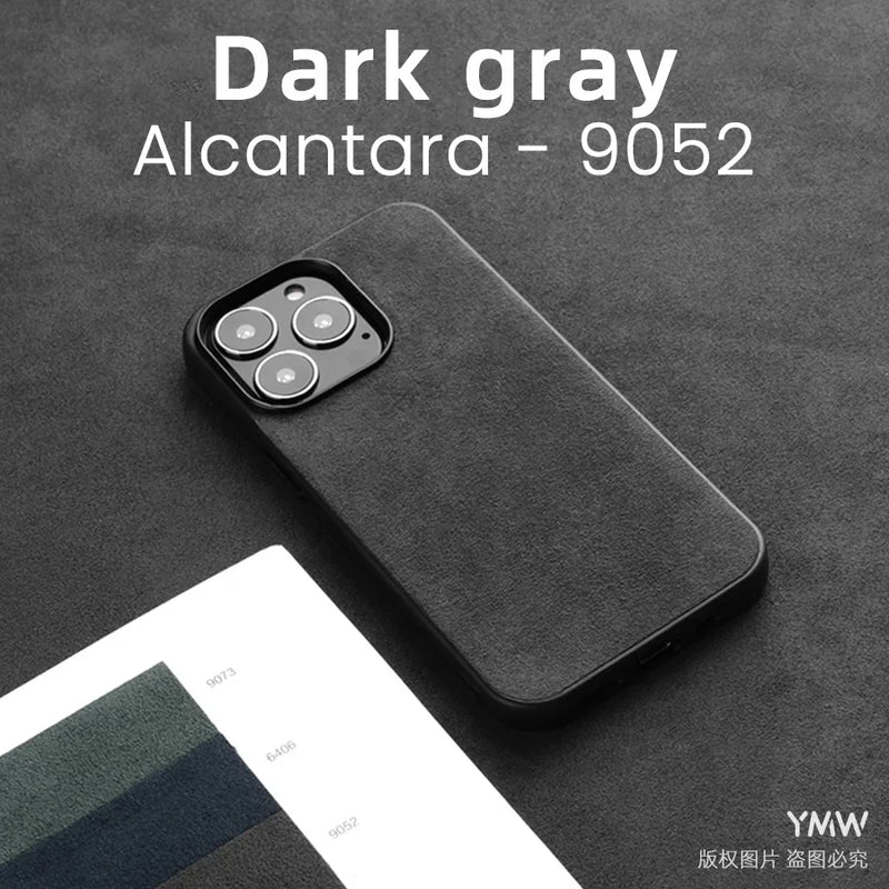 Capa ALCANTARA p/ iPhone 11–16 (Pro/Max) – Luxo, antiderrapante, lavável
