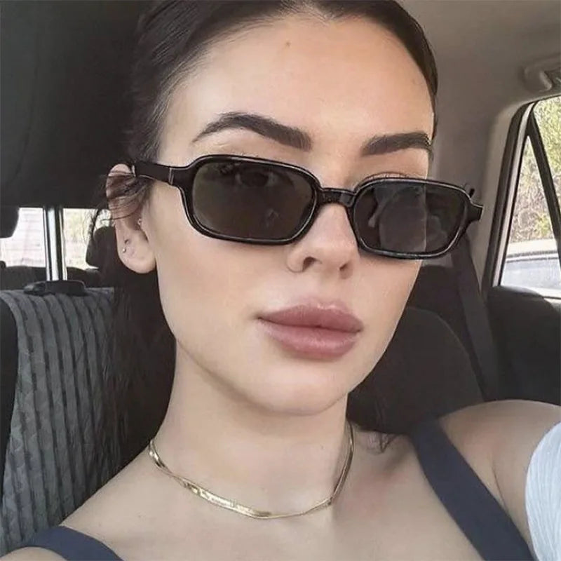 Óculos de Sol Retângulo Pequeno UV400 – Vintage 2025 Unissex