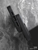 Capa ALCANTARA p/ iPhone 11–16 (Pro/Max) – Luxo, antiderrapante, lavável