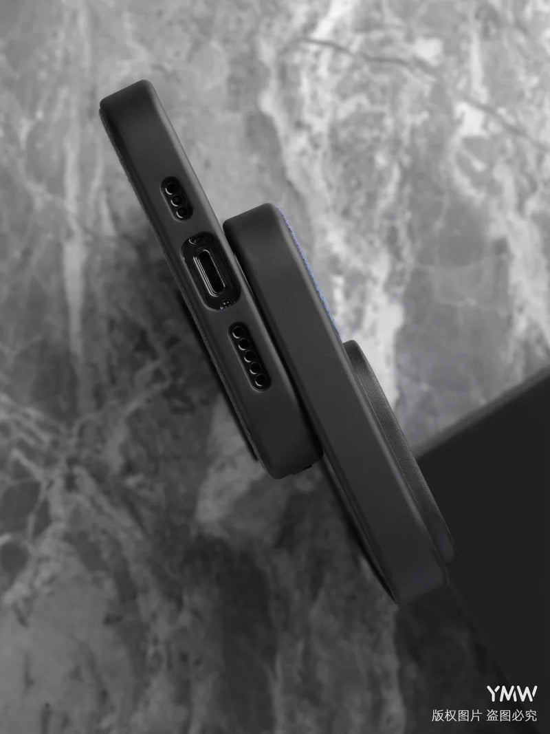 Capa ALCANTARA p/ iPhone 11–16 (Pro/Max) – Luxo, antiderrapante, lavável